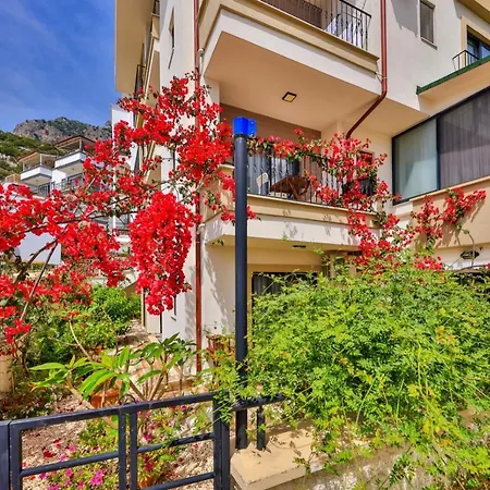 Sanisu Apartment Kaş