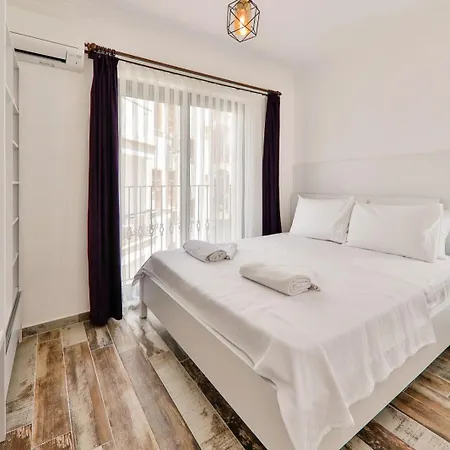 Sanisu Apartment Kaş